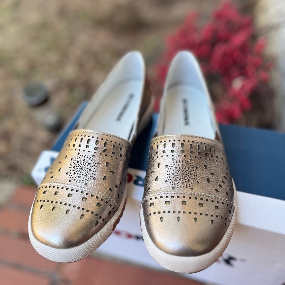 🆕Romika gold slip in flat shoes